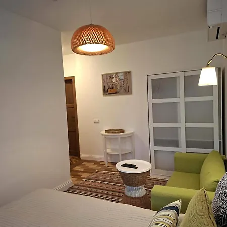 Гостьовий будинок House 3*